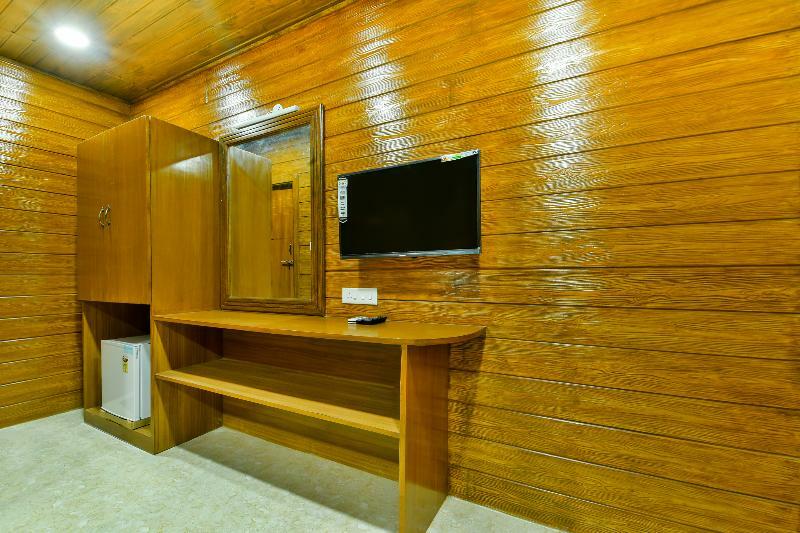 Hotel Oyo 5242 Zinho'S Baga Exteriér fotografie